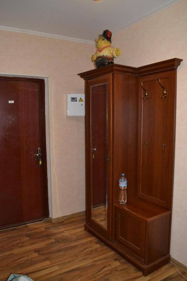 Квартира Двохкімнатна Фонтан Apartman Kamjanyi Potoki Kültér fotó