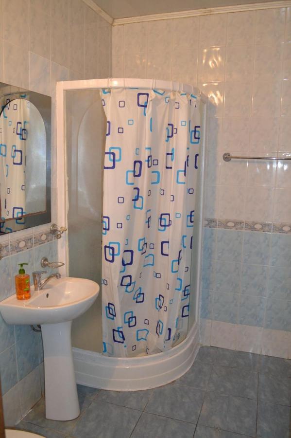Квартира Двохкімнатна Фонтан Apartman Kamjanyi Potoki Kültér fotó