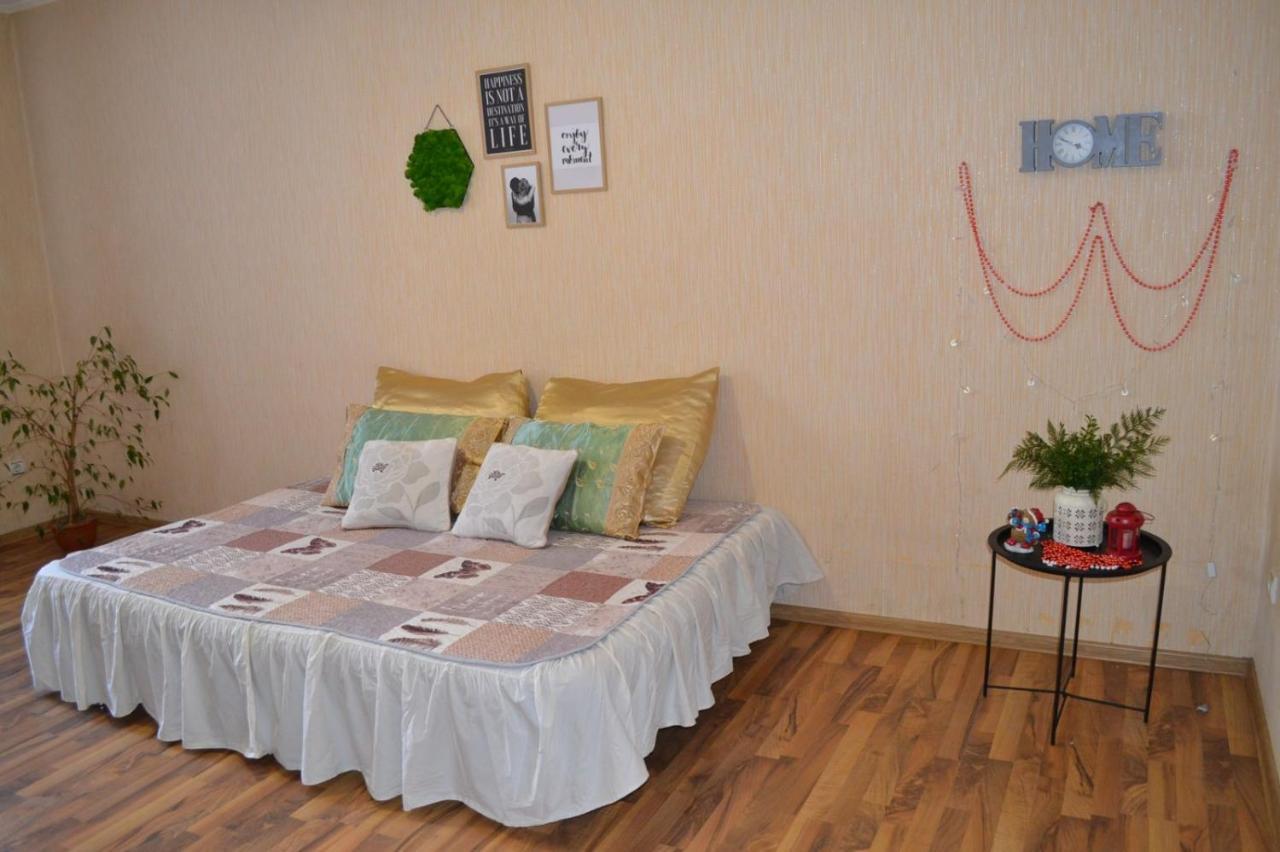 Квартира Двохкімнатна Фонтан Apartman Kamjanyi Potoki Kültér fotó