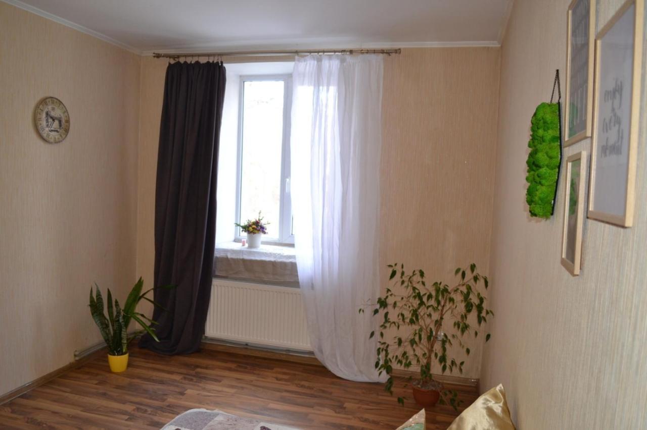 Квартира Двохкімнатна Фонтан Apartman Kamjanyi Potoki Kültér fotó