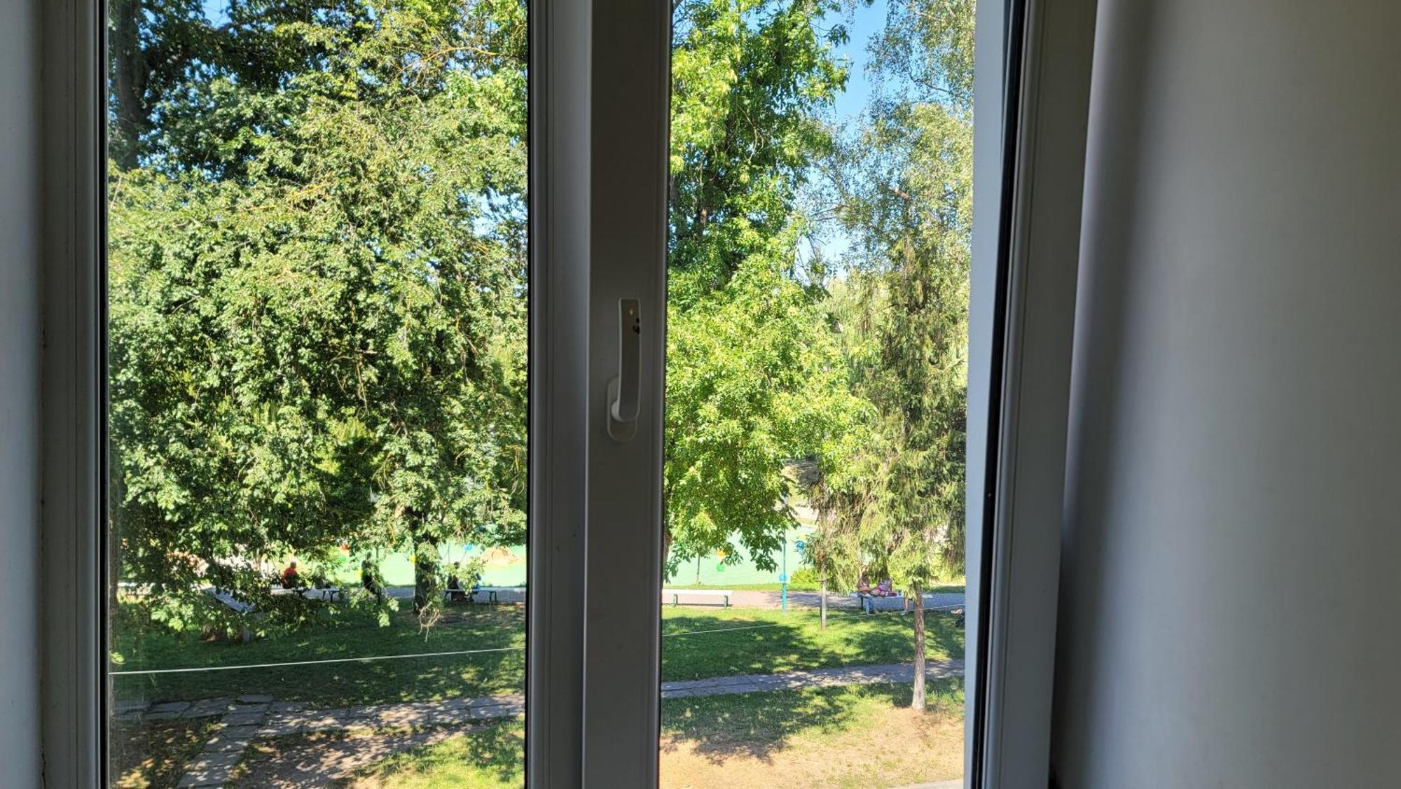 Квартира Двохкімнатна Фонтан Apartman Kamjanyi Potoki Kültér fotó